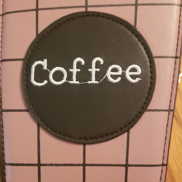 Coffee cup design crossbody bag - Picture 7 of 7